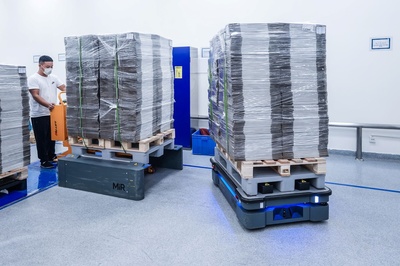 5台MiR500自主移动机器人助力诺和诺德天津制药工厂优化内部物流